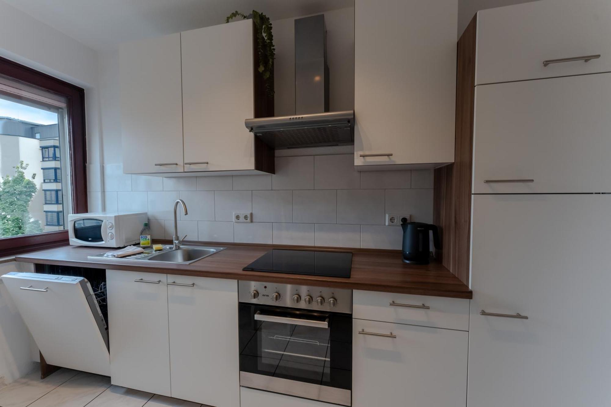 Stadtkern - Kingsize - 24H Check In - Arbeitsplatz - Nespresso - Vollausgestattet Essen Exterior foto